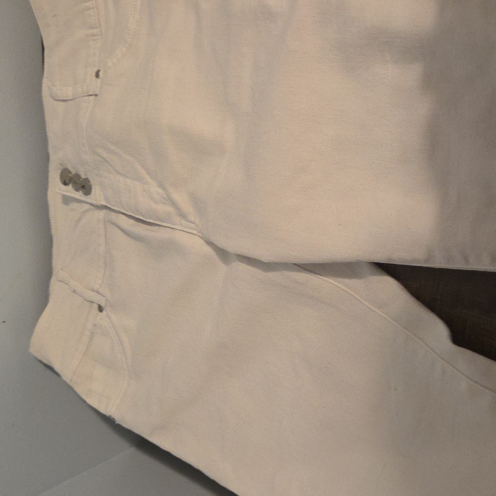 d. jeans Off-White Pants with Button Accents
